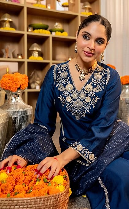 Blue embroidered kurta showing floral cuff detailing and matching dupatta
